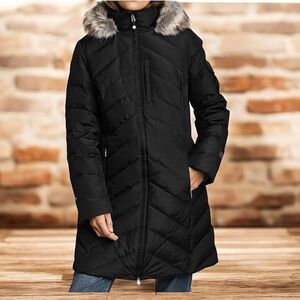Women's Black Quilted Coat with Faux Fur Trim size XL